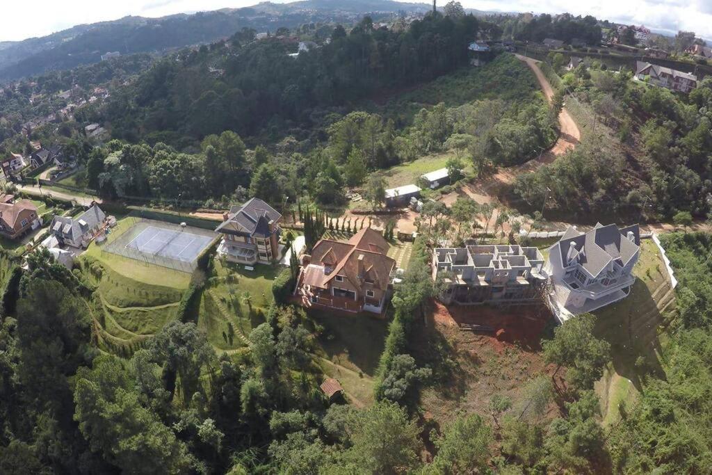 Casa E Vista Privilegiadas No Alto Do Capivari Campos do Jordão Buitenkant foto